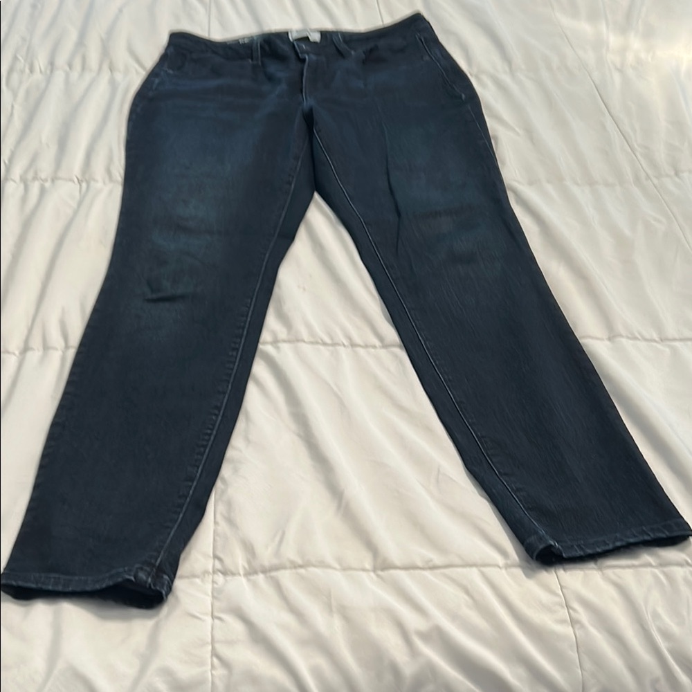 Sonoma Women’s Curvy Skinny Jeans
